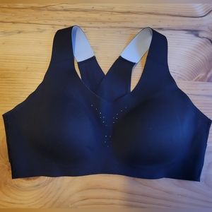 Like New. Brooks Dare Crossback Bra